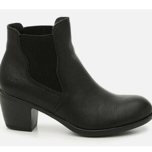 b.o.c. Vittoria Black Leather Ankle Booties